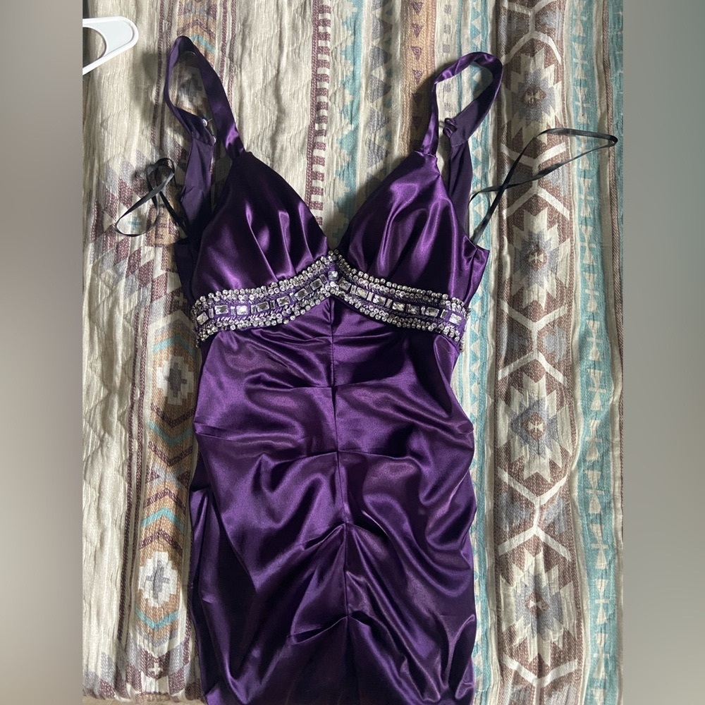 purple dress